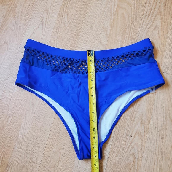 Shein Woman's Size 2XL Bikini Bottom. New No Tags. - Picture 3 of 5